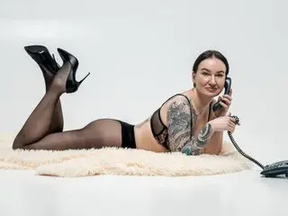 Online camshow LissaSinn